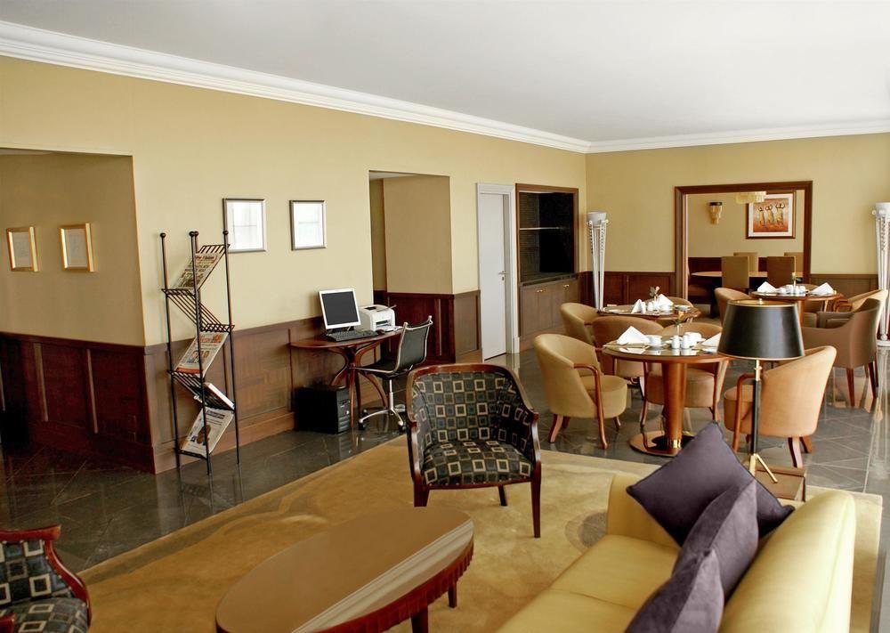 Sheraton Kampala Hotel Eksteriør billede