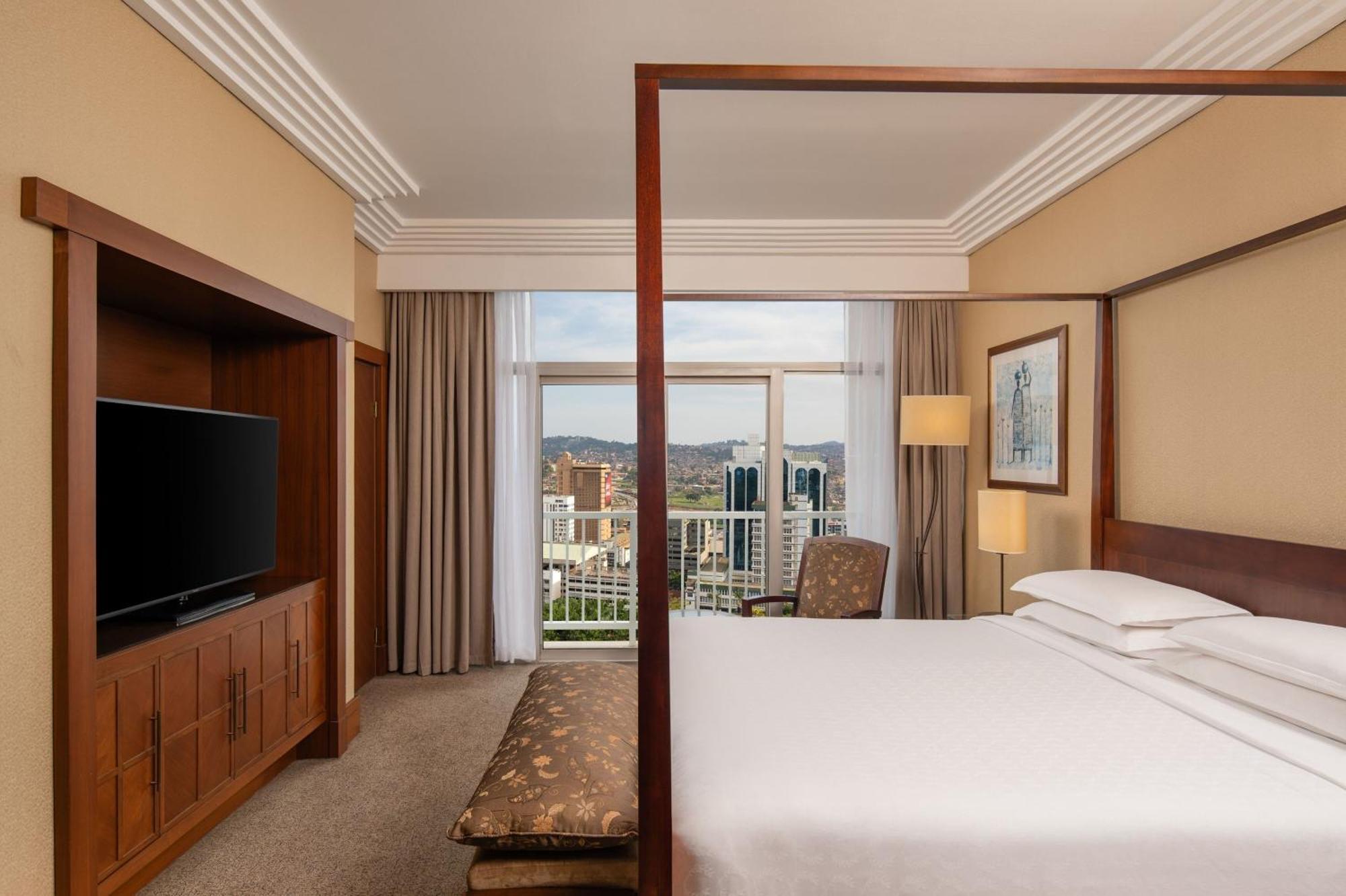 Sheraton Kampala Hotel Eksteriør billede